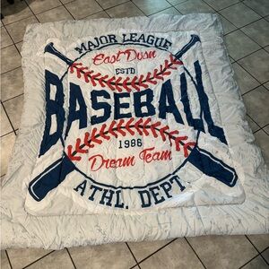 Full/Queen size Baseball comforter gentle used